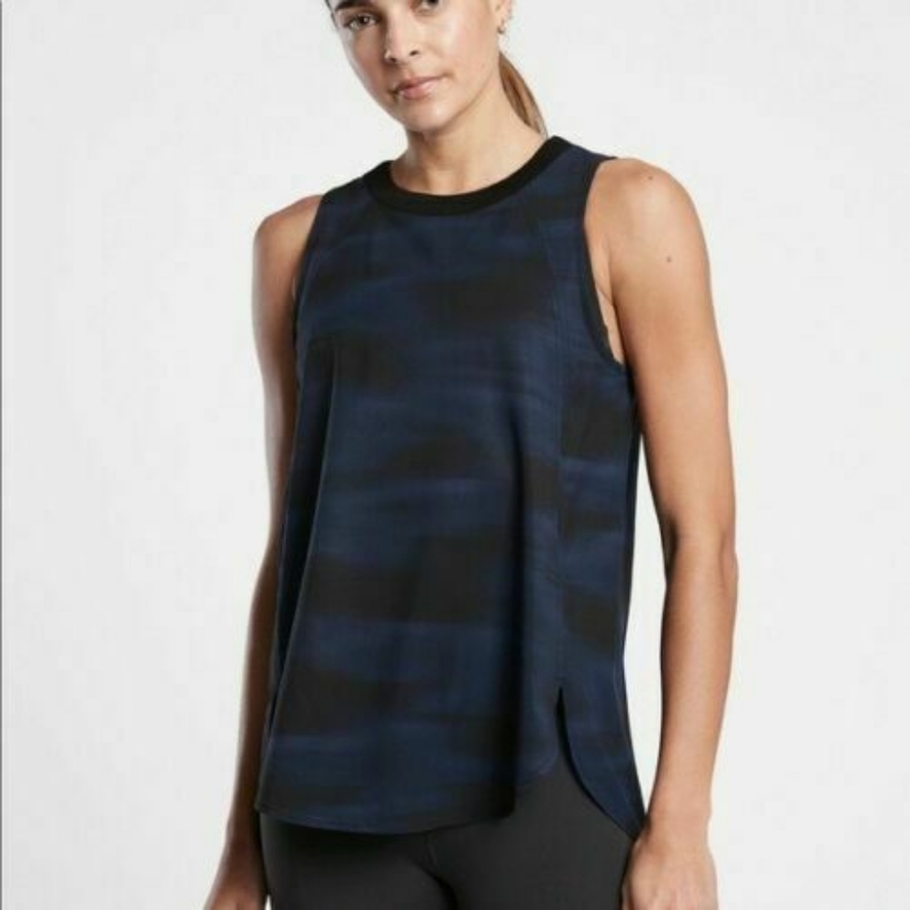 Athlete Zephyr Print Tank Size Large